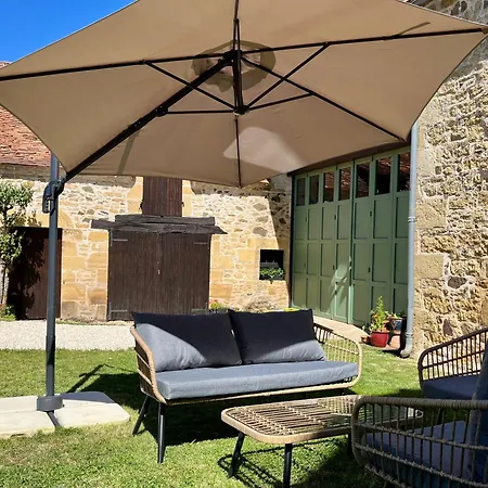 Ruime Caravan Met Prive Sanitair, Laadpaal En Vast Bed Saint-Sulpice-d'Excideuil